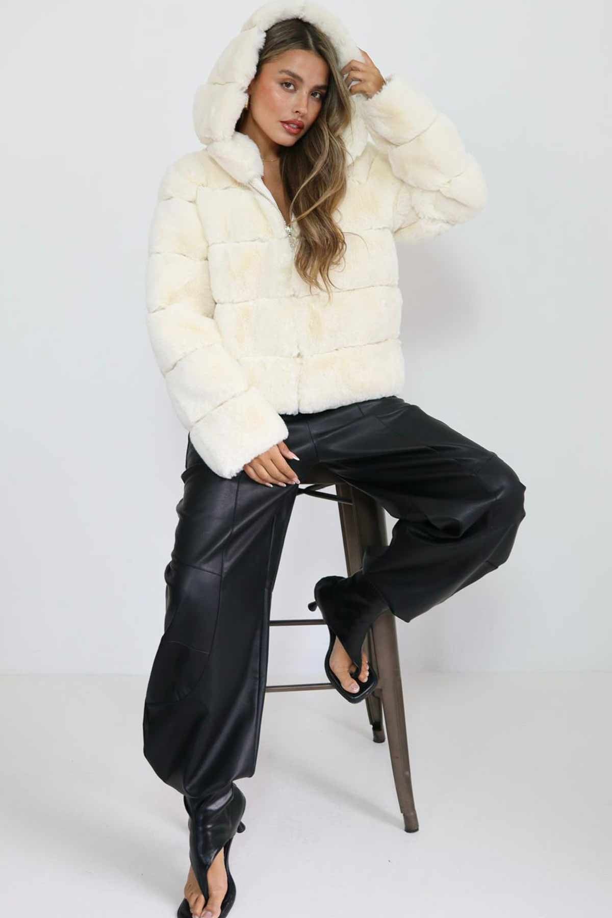 ג׳קט בומבר דומיניק