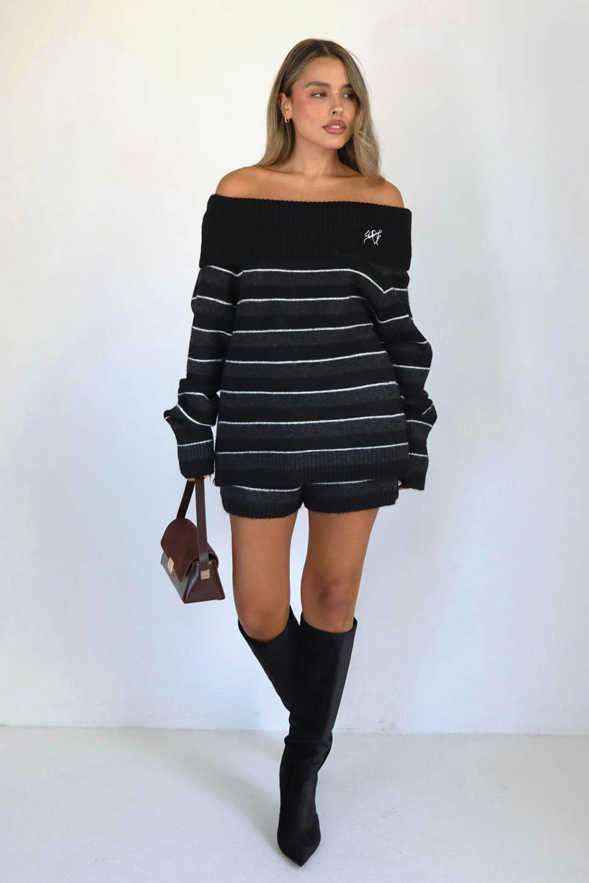 חליפת סריג מריצה