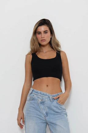 גופיית טופ שרי