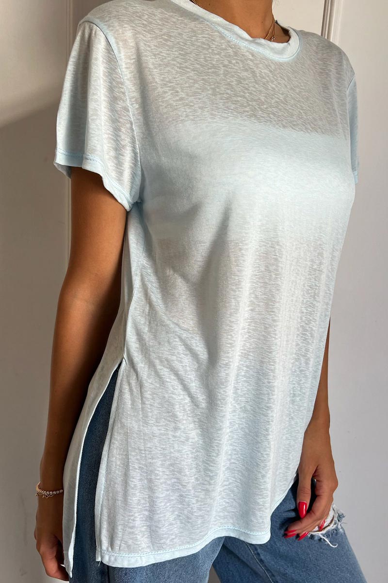 חולצת טי-שירט Delayla בצבע תכלת לנשים-Bombes-1-נאקו
