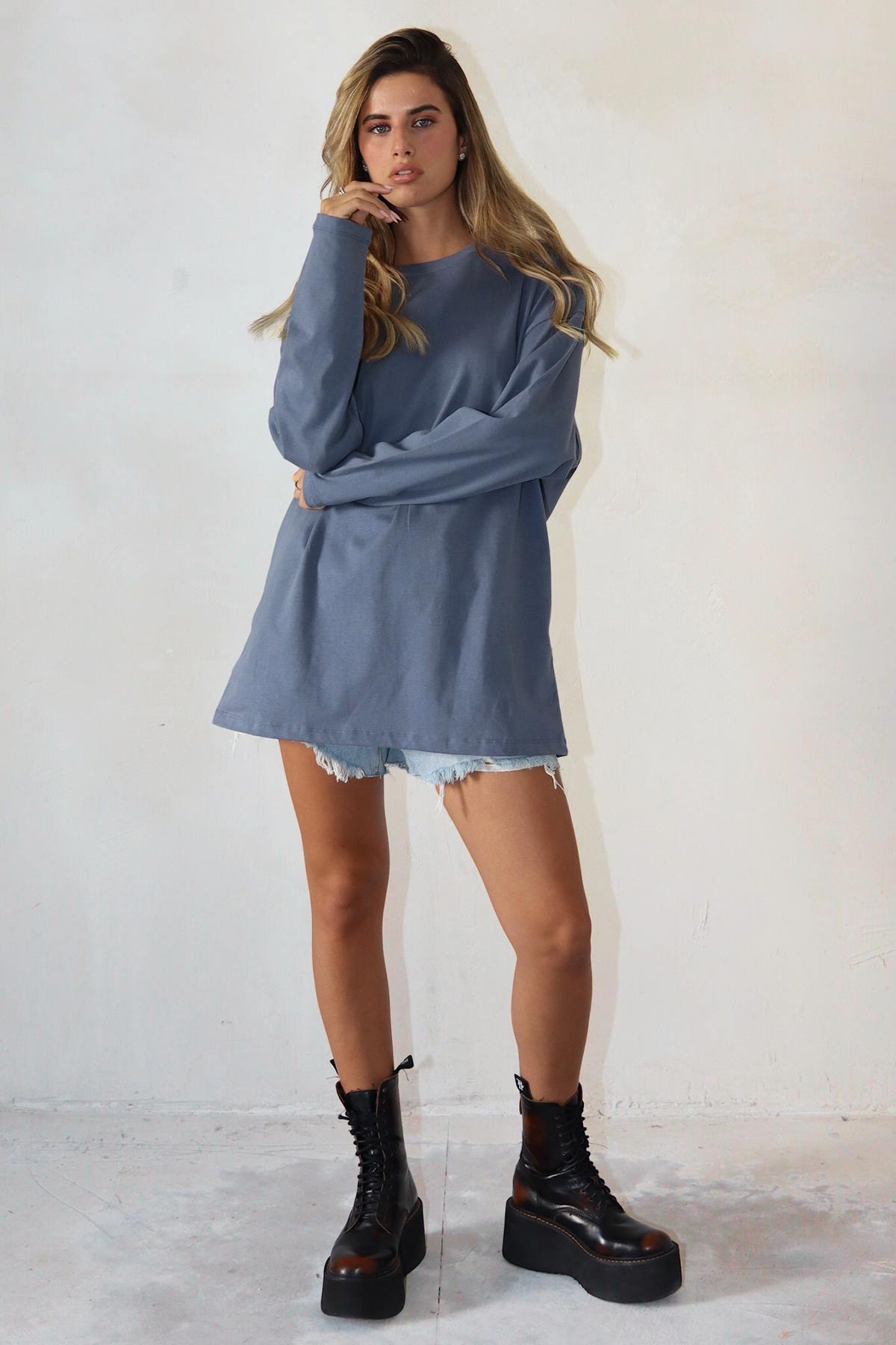 חולצת אוברסייז ארוכה ניס