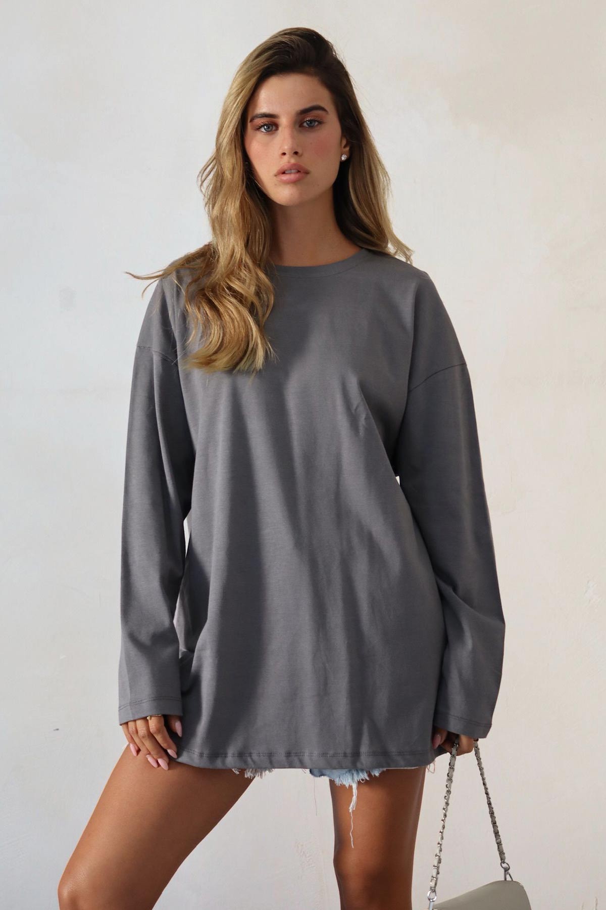 חולצת אוברסייז ארוכה ניס