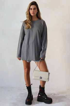 חולצת אוברסייז ארוכה ניס