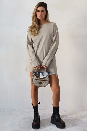 חולצת אוברסייז ארוכה ניס