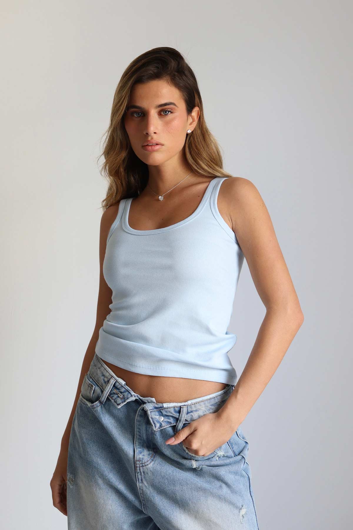 #צבע_כחול בהיר