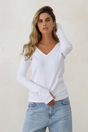 חולצת טישירט וי לורה