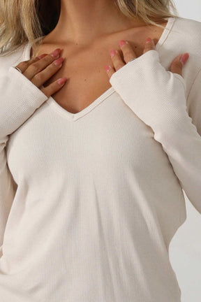 חולצת טישירט וי לורה