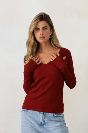 חולצת טישירט וי לורה