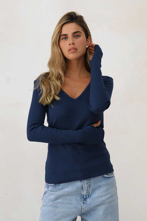 חולצת טישירט וי לורה