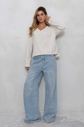 חולצת אוברסייז וי דיזייר