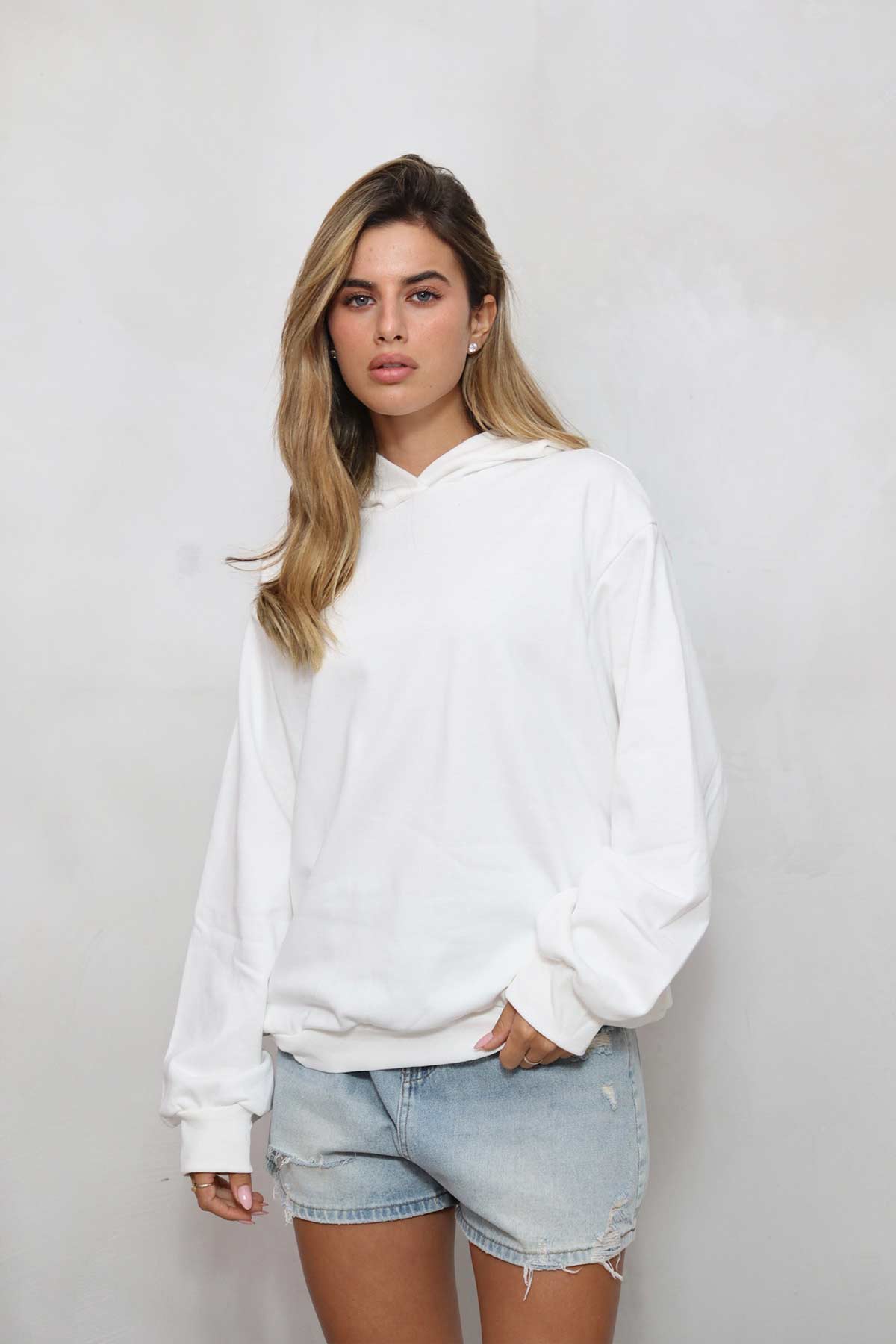 קפוצ'ון אוברסייז בלה