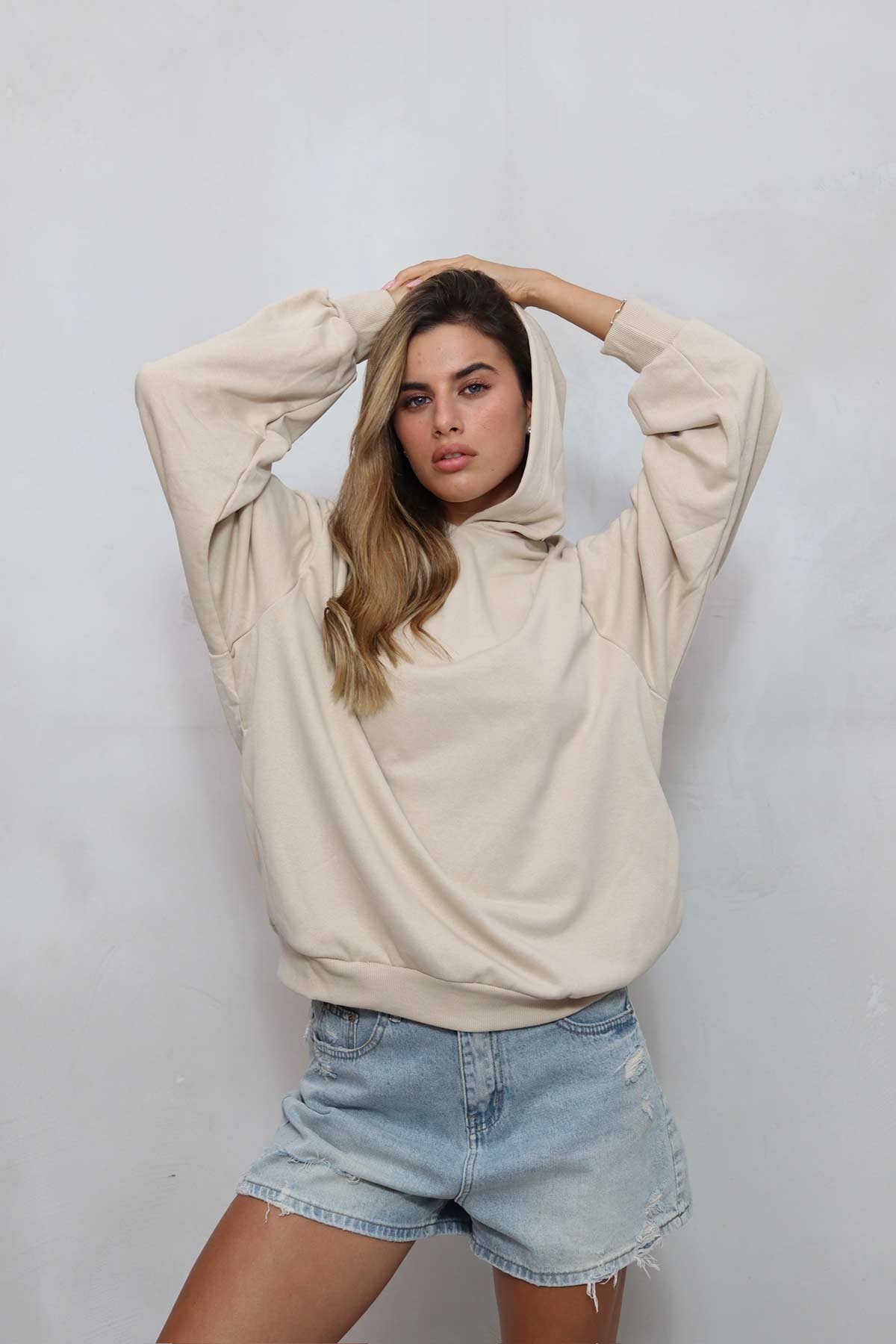 קפוצ'ון אוברסייז בלה