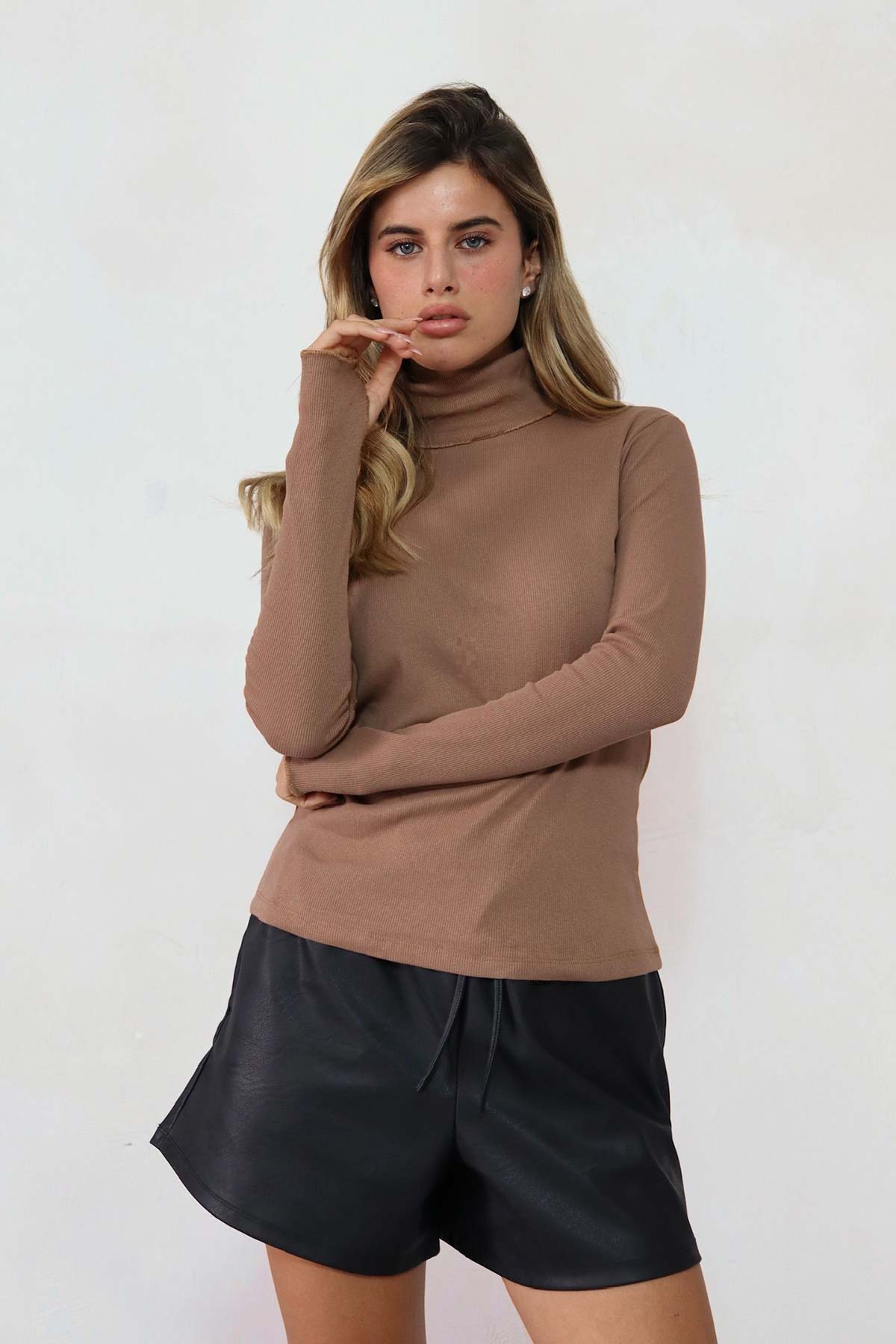 חולצת גולף כפפה ריילין