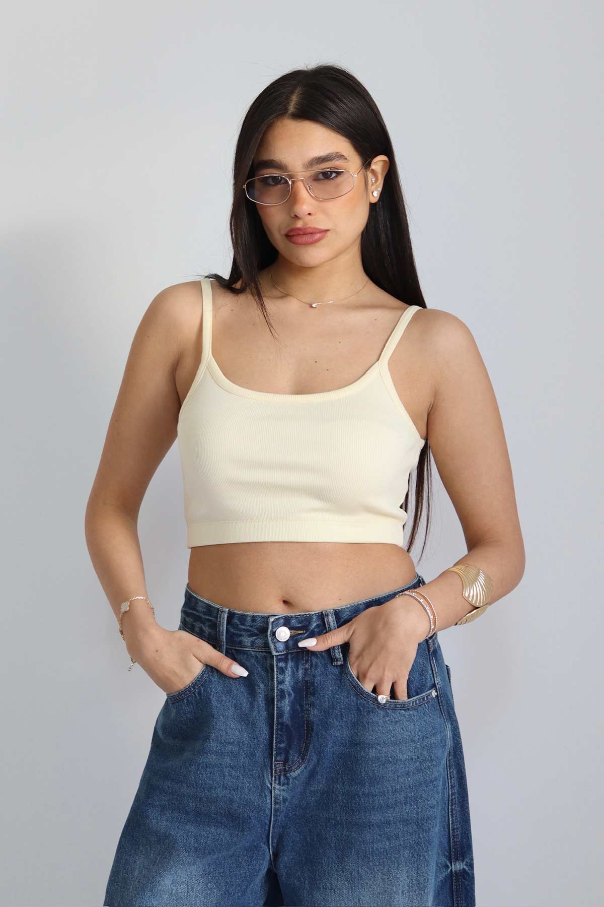 #צבע_צהוב בהיר