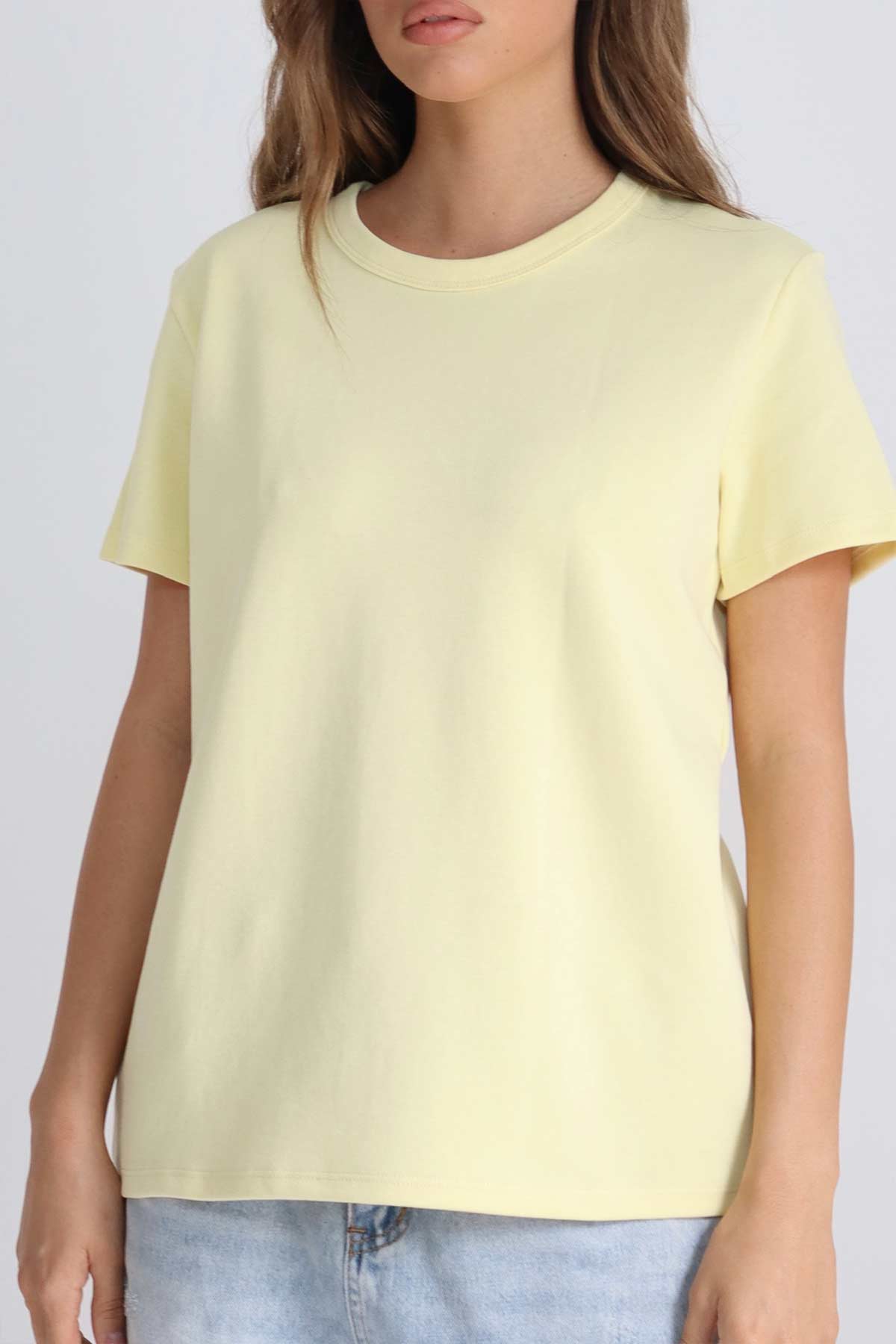 #צבע_צהוב בהיר