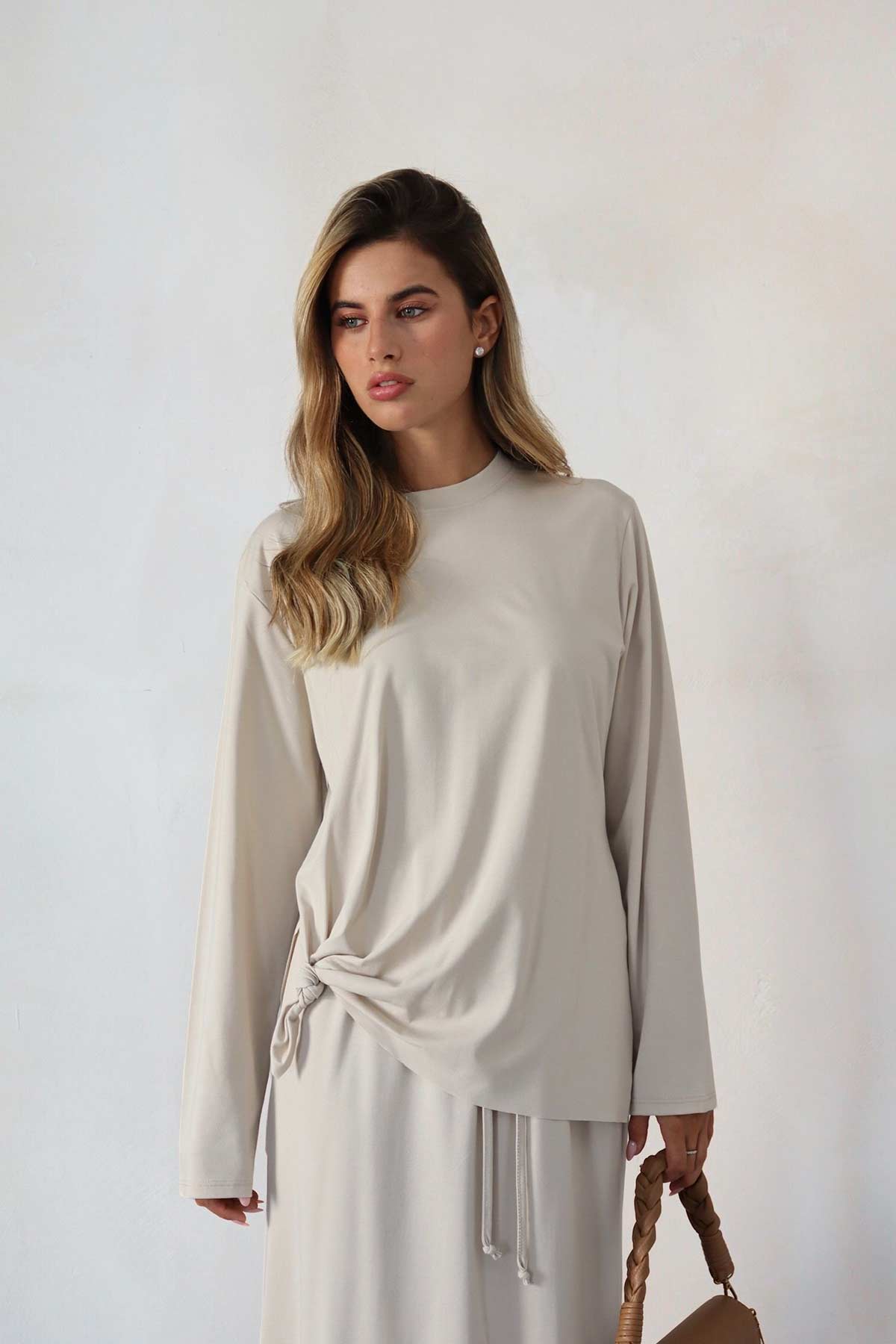 חליפת חצאית ג'ינג'ר