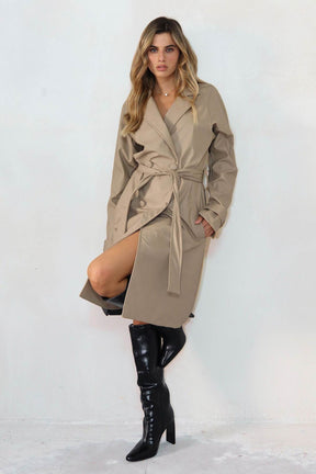 ג'קט טרנץ' רומי