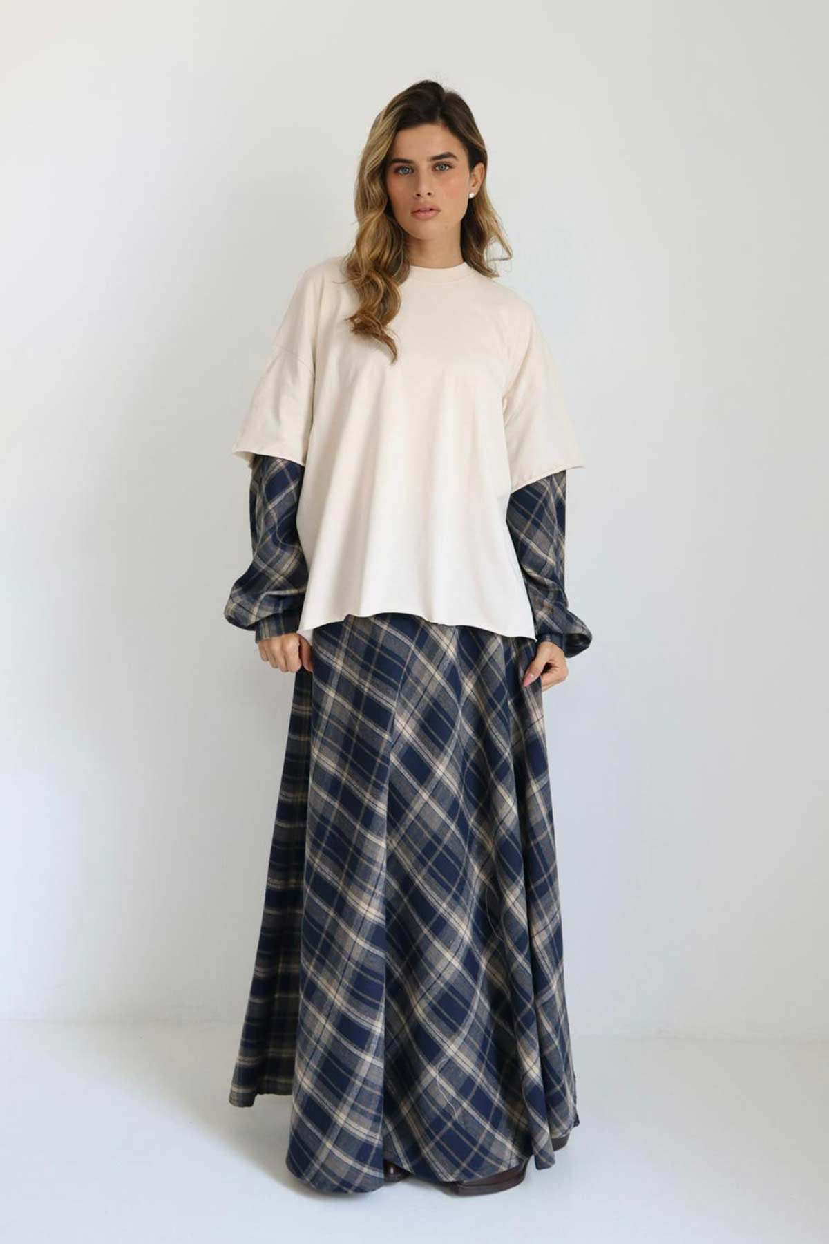 חליפת חצאית אסתר