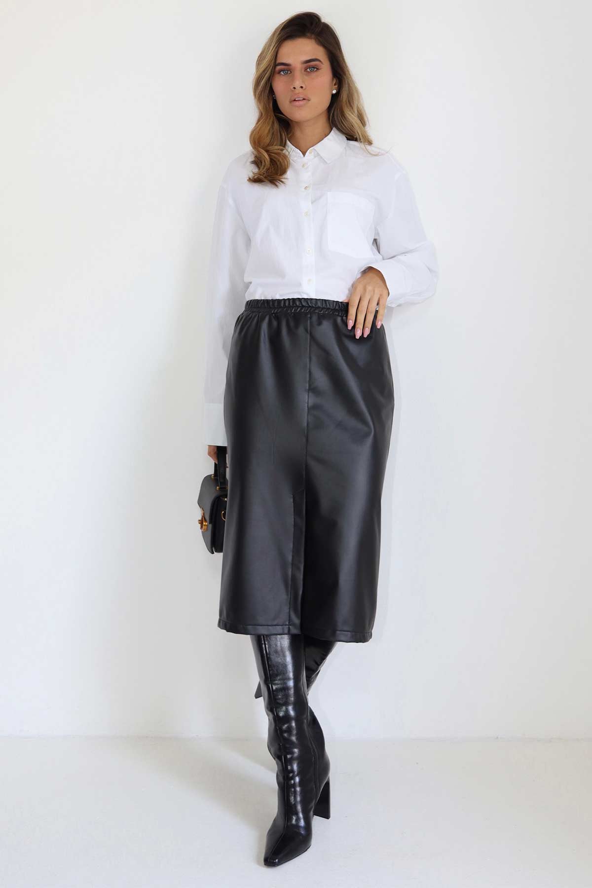 חצאית מידי שארלי