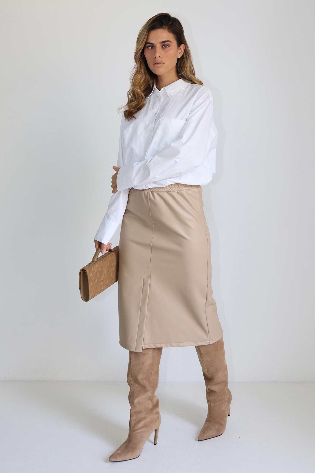 #צבע_חום בהיר