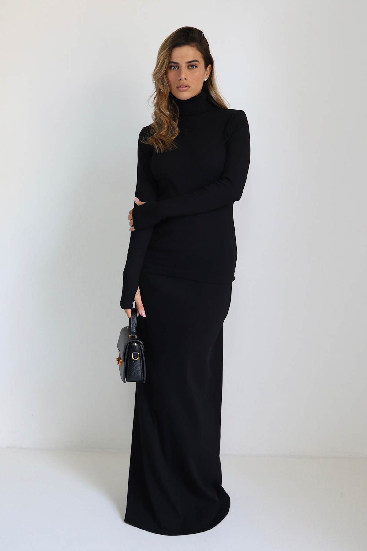 חליפת חצאית קורט