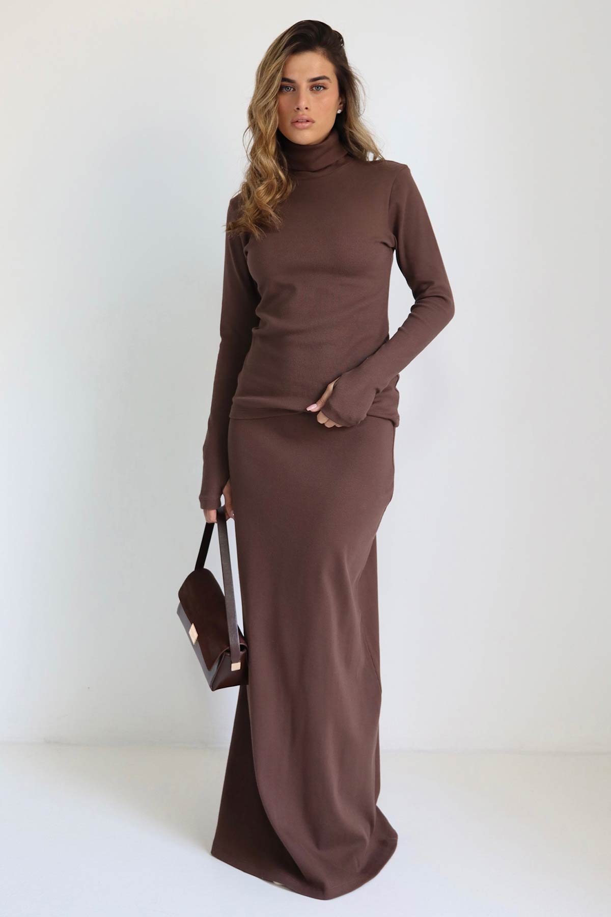 חליפת חצאית קורט