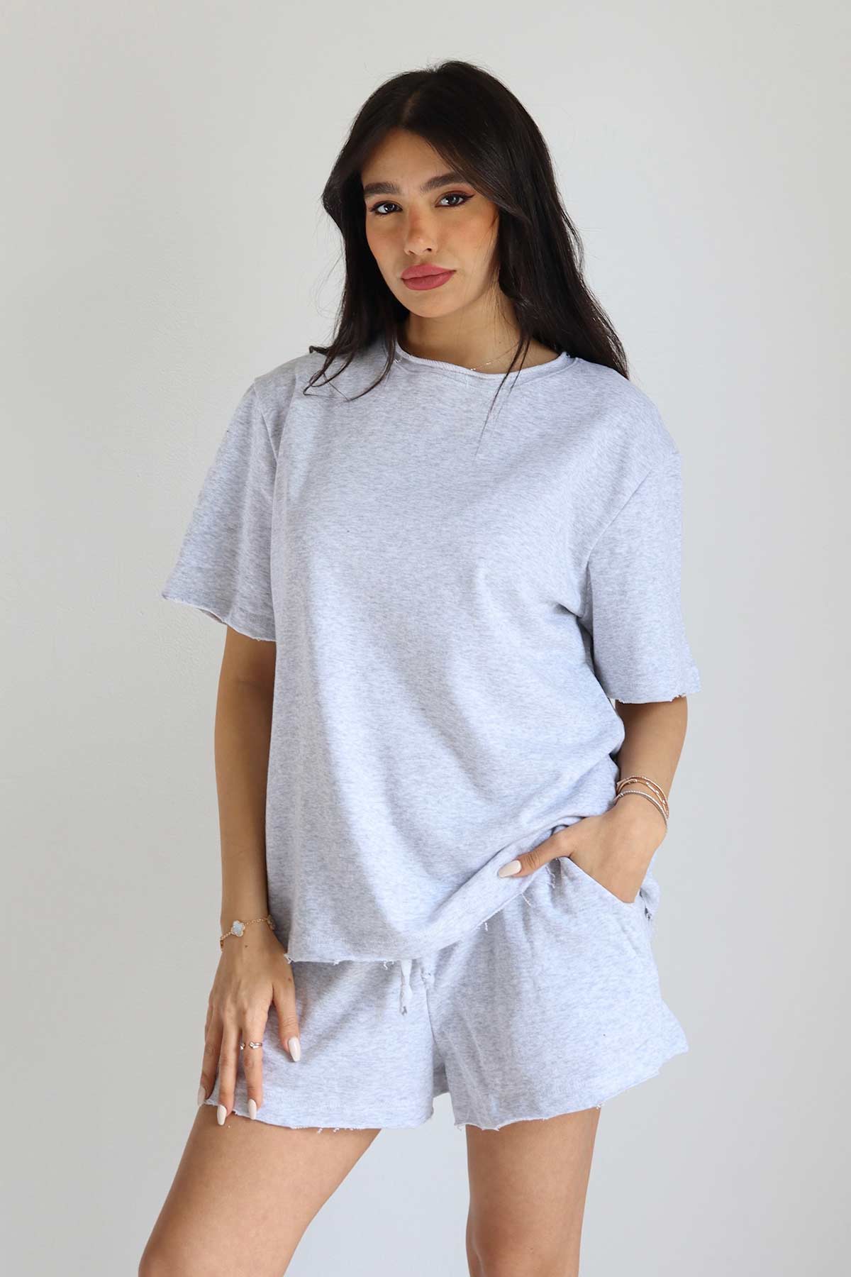 #צבע_אפור בהיר