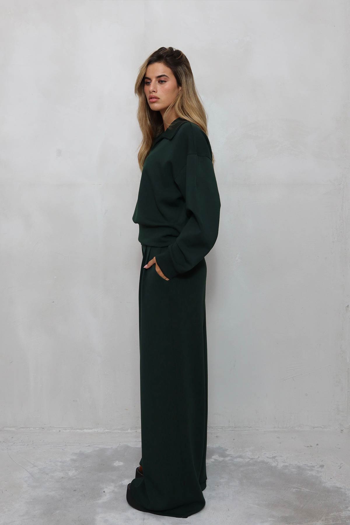 חליפת מודל דולסי