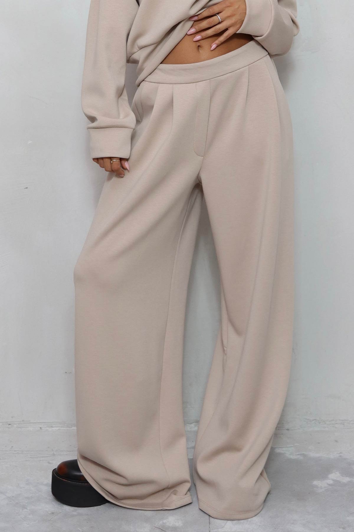 חליפת מודל דולסי