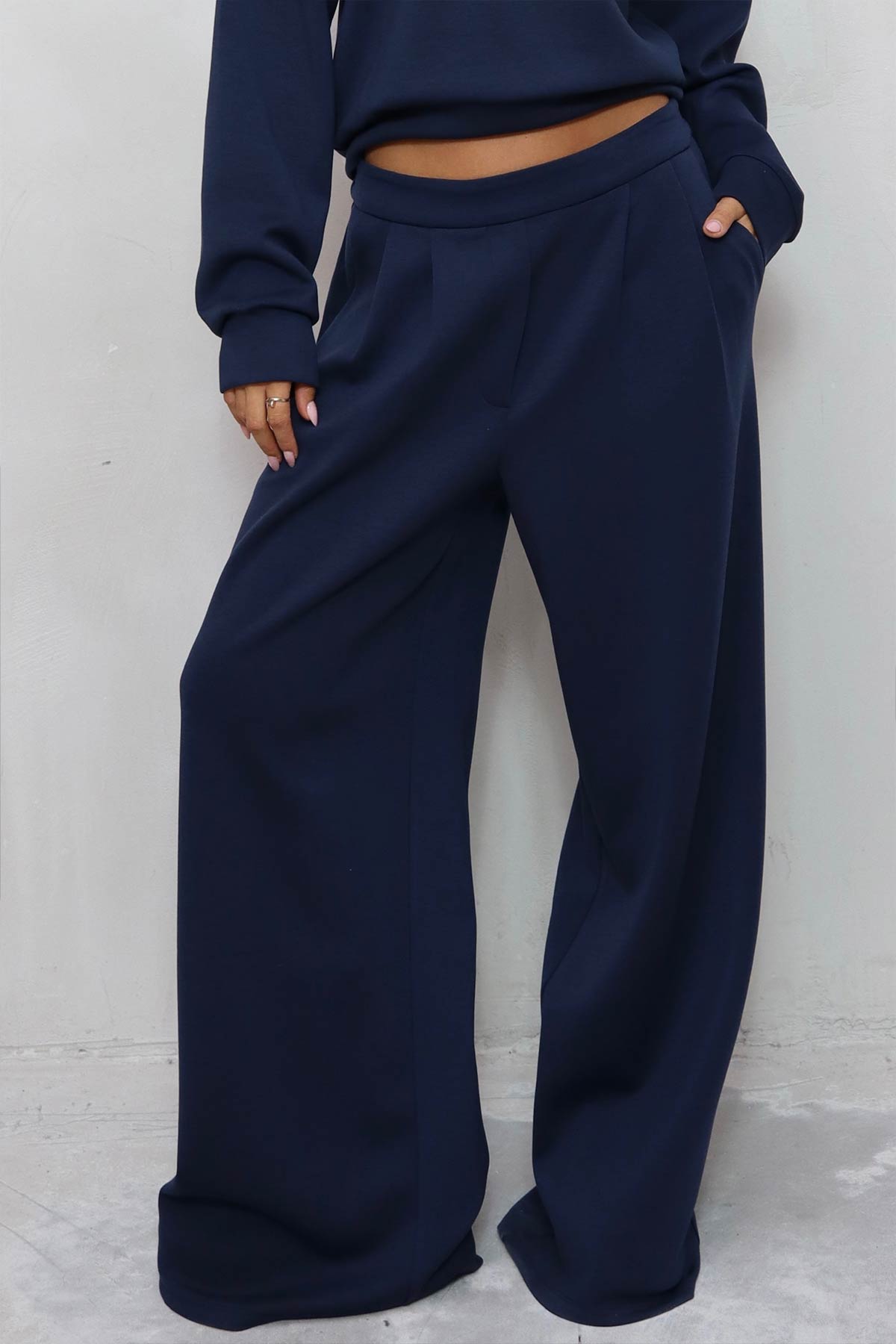 חליפת מודל דולסי