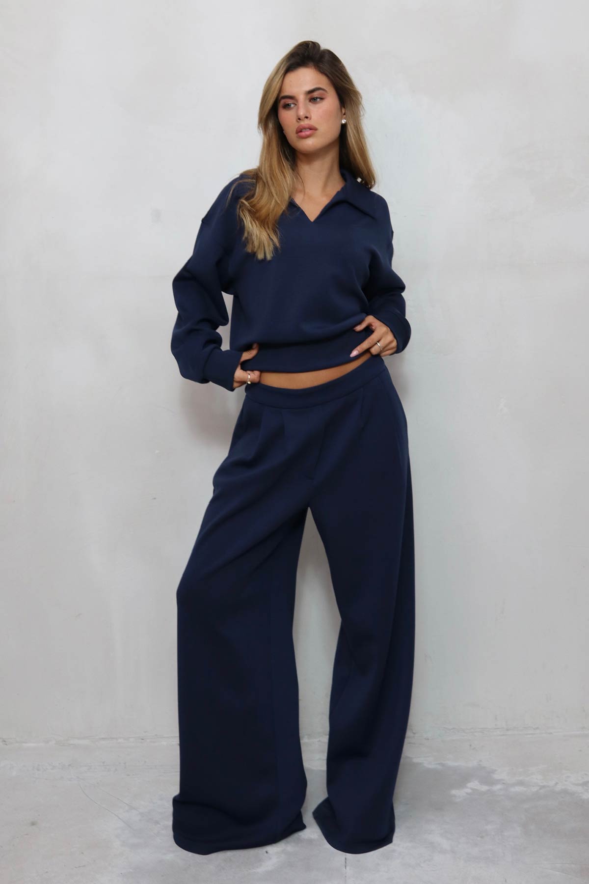 חליפת מודל דולסי