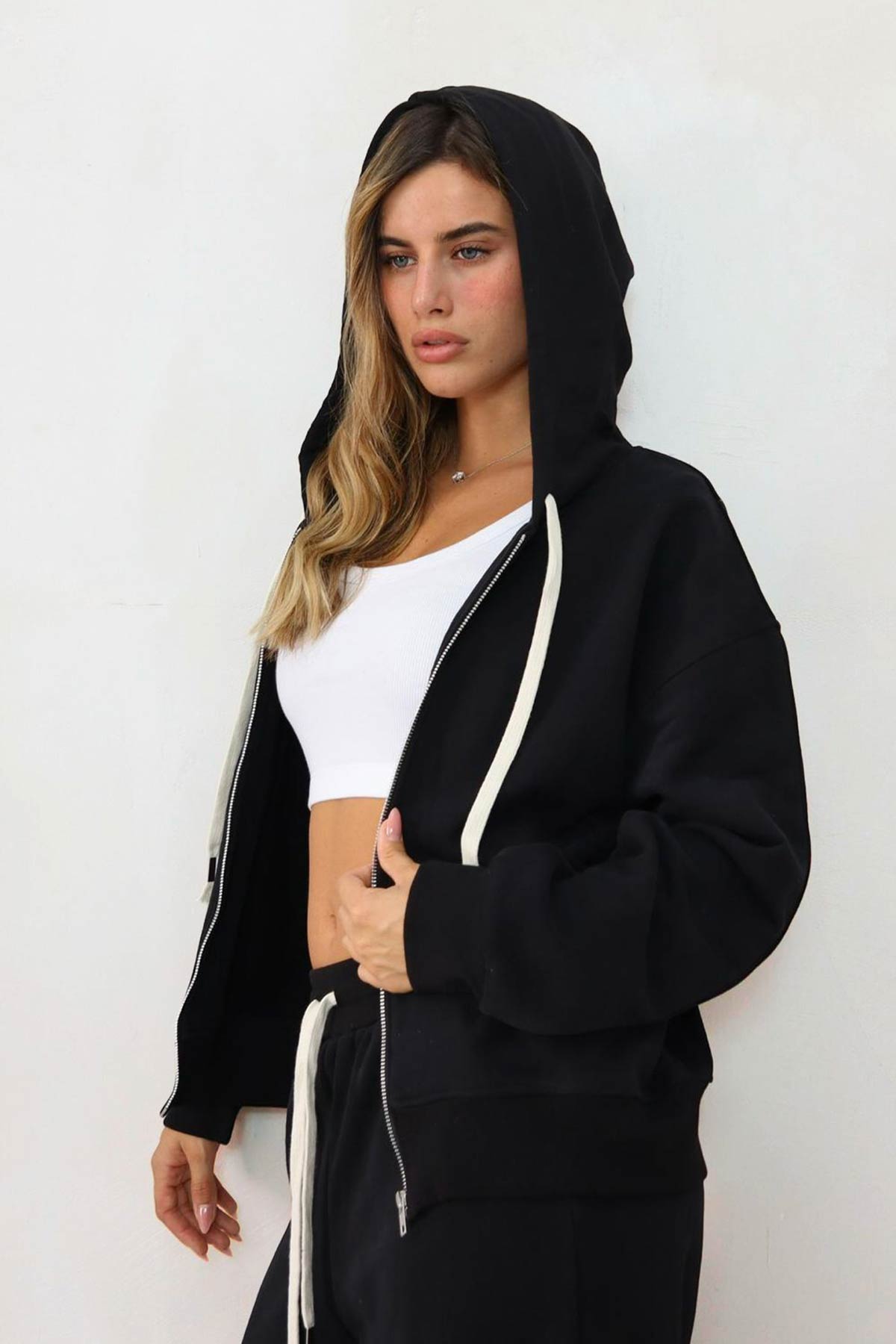 חליפת גולדי