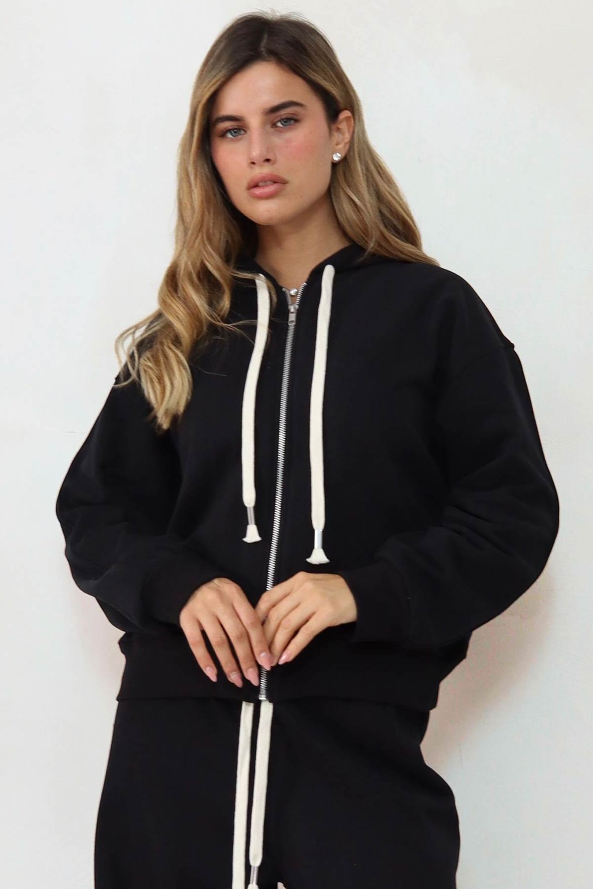 חליפת גולדי