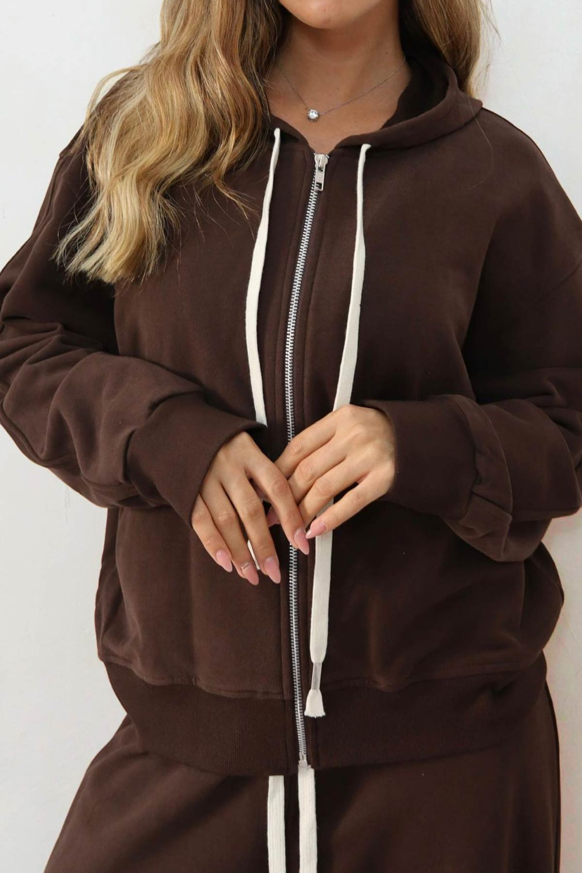 חליפת גולדי