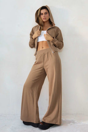 חליפת מונריאל