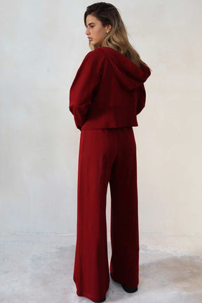 חליפת מונריאל