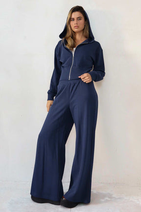 חליפת מונריאל