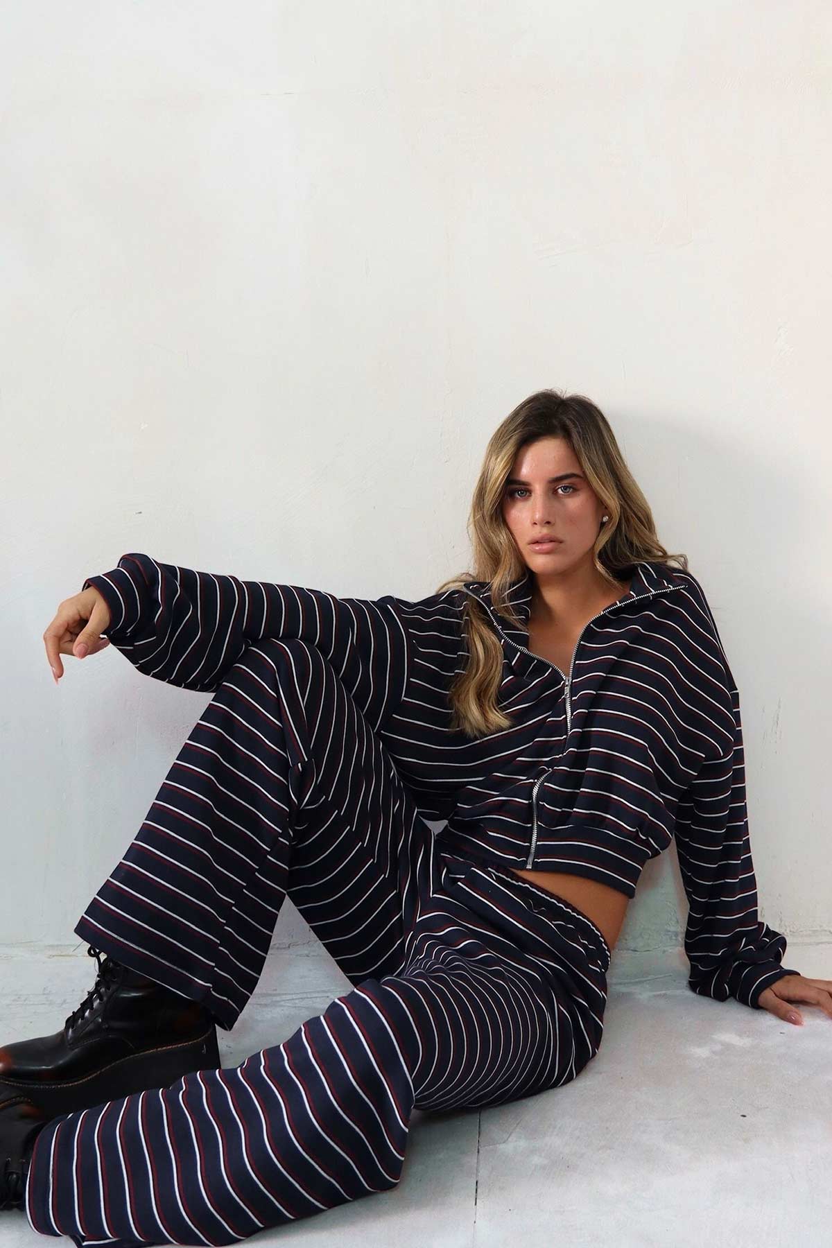 חליפת רוכסן ספייס