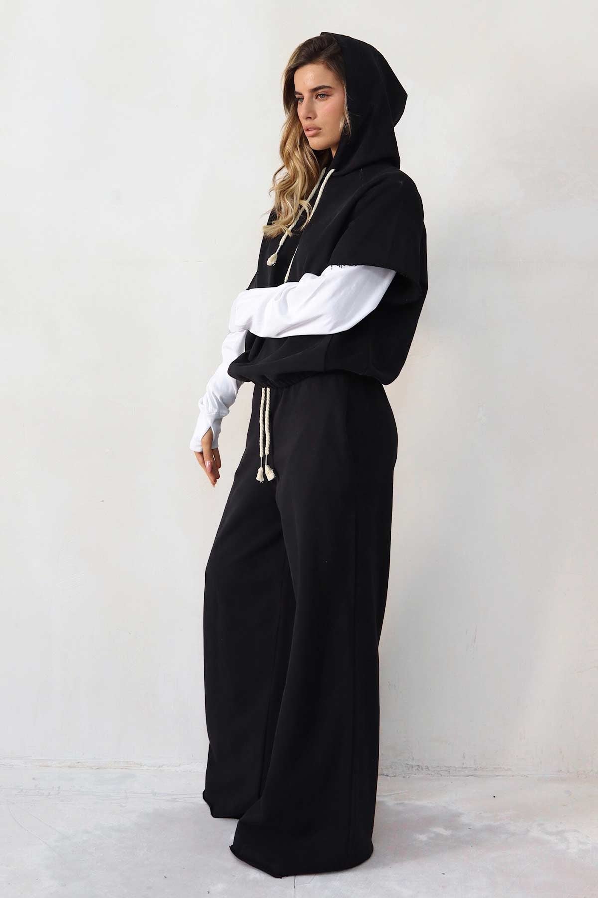 חליפת קארבון מיאל