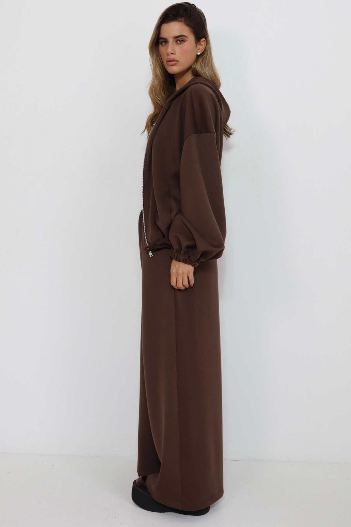 חליפת אוברסייז קליפורניה