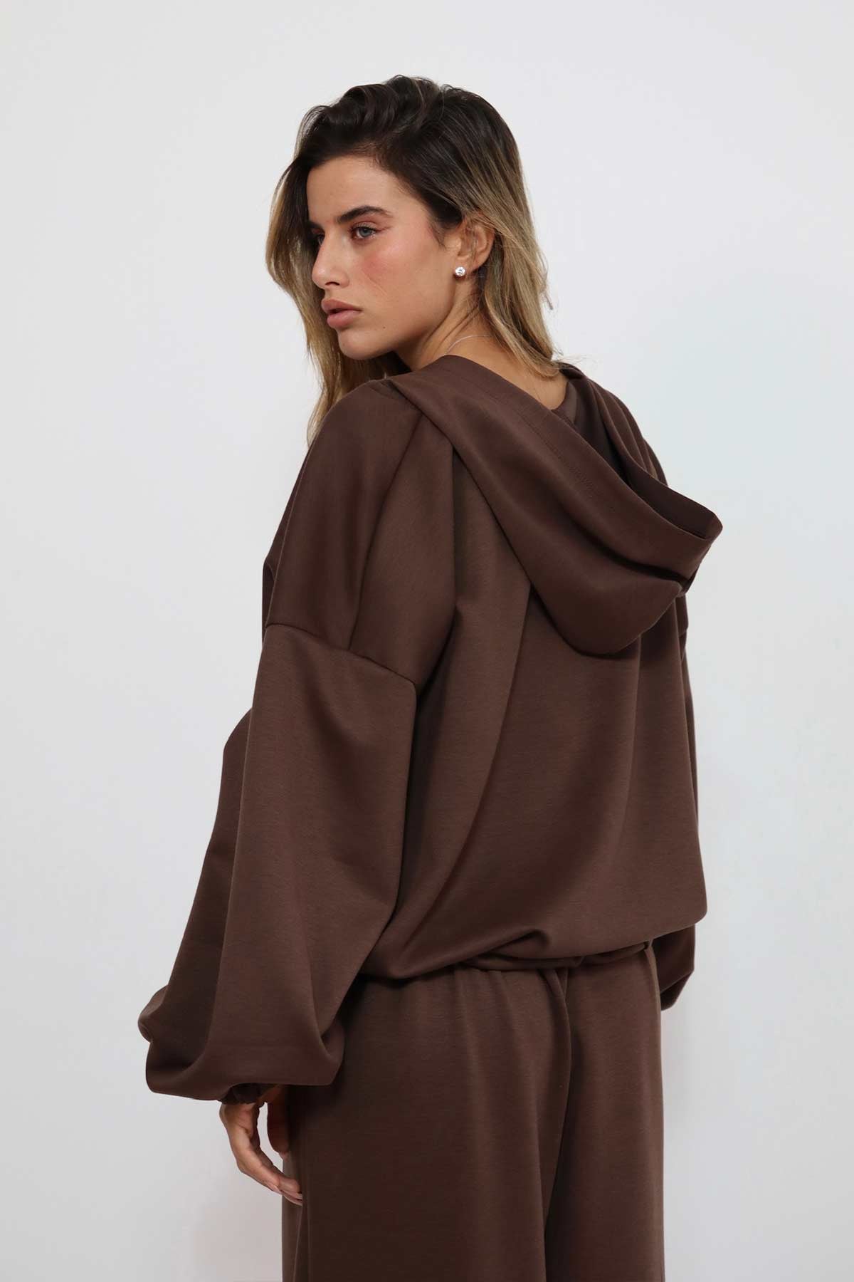 חליפת אוברסייז קליפורניה