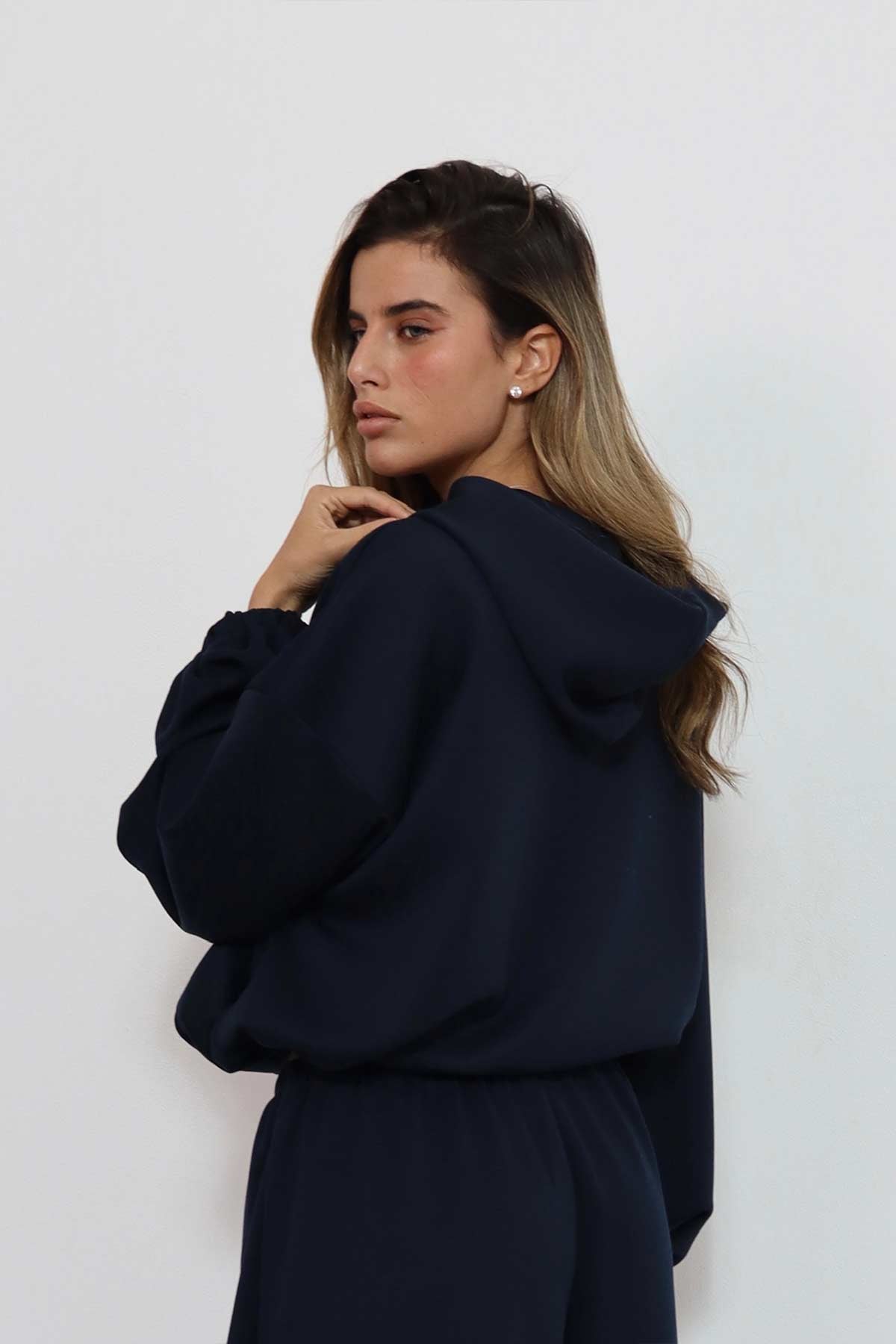 חליפת אוברסייז קליפורניה