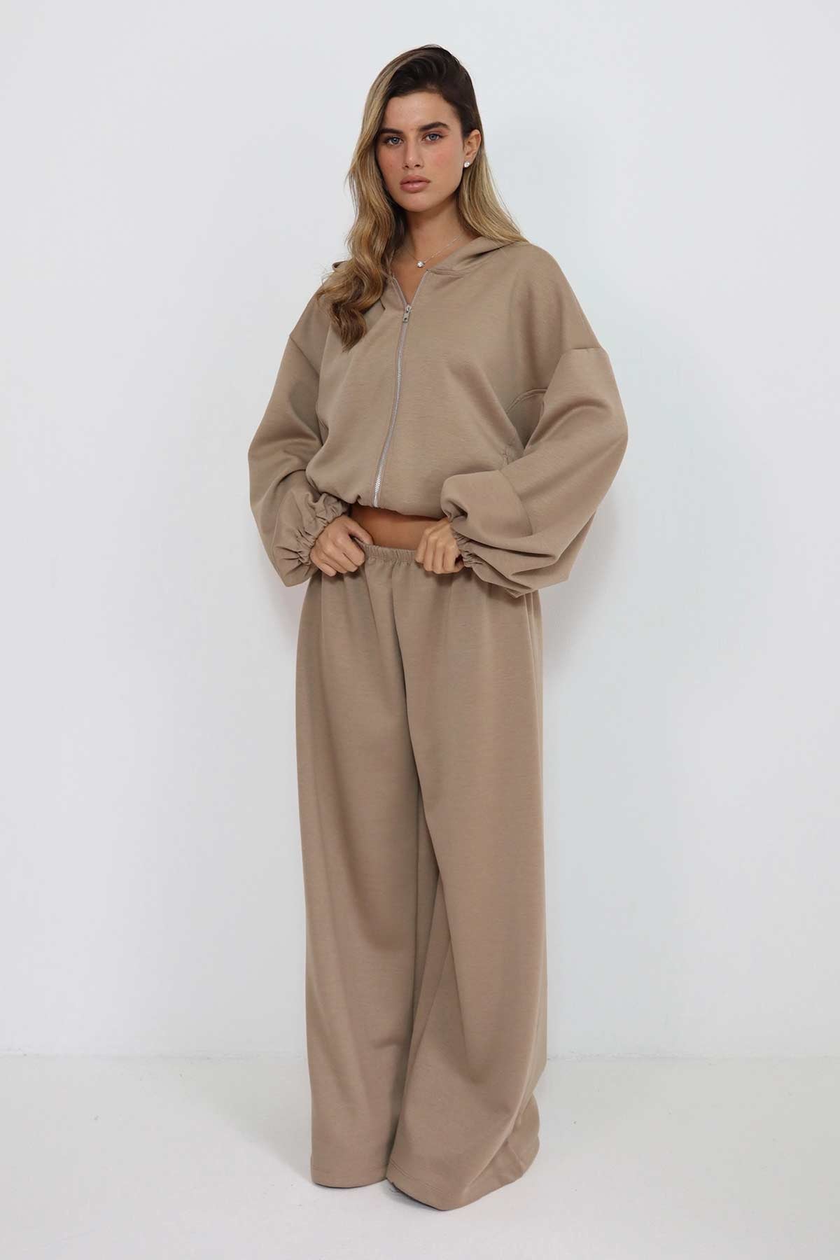 חליפת אוברסייז קליפורניה