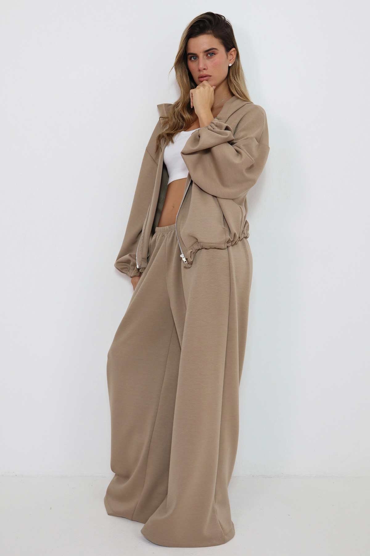 חליפת אוברסייז קליפורניה