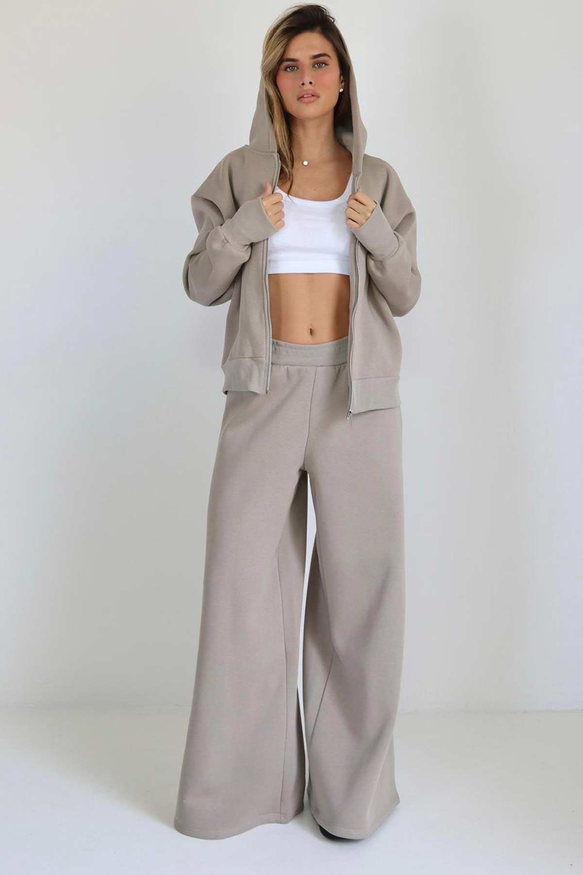 #צבע_חום בהיר