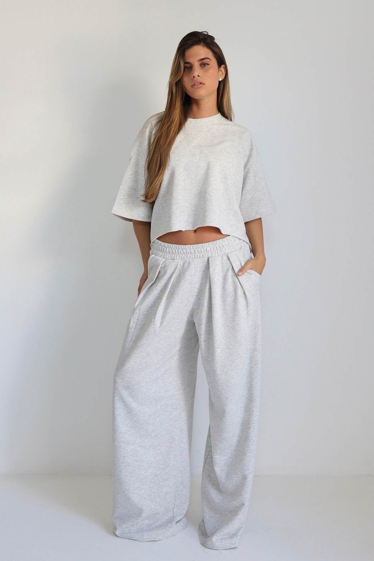 #צבע_אפור בהיר