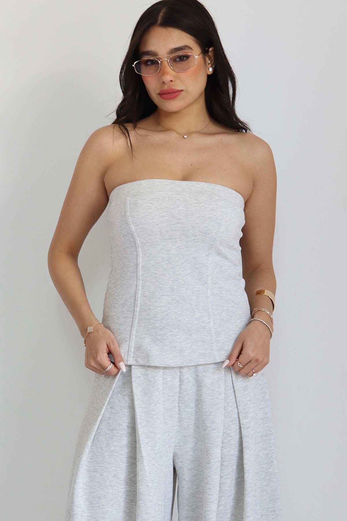 #צבע_אפור בהיר