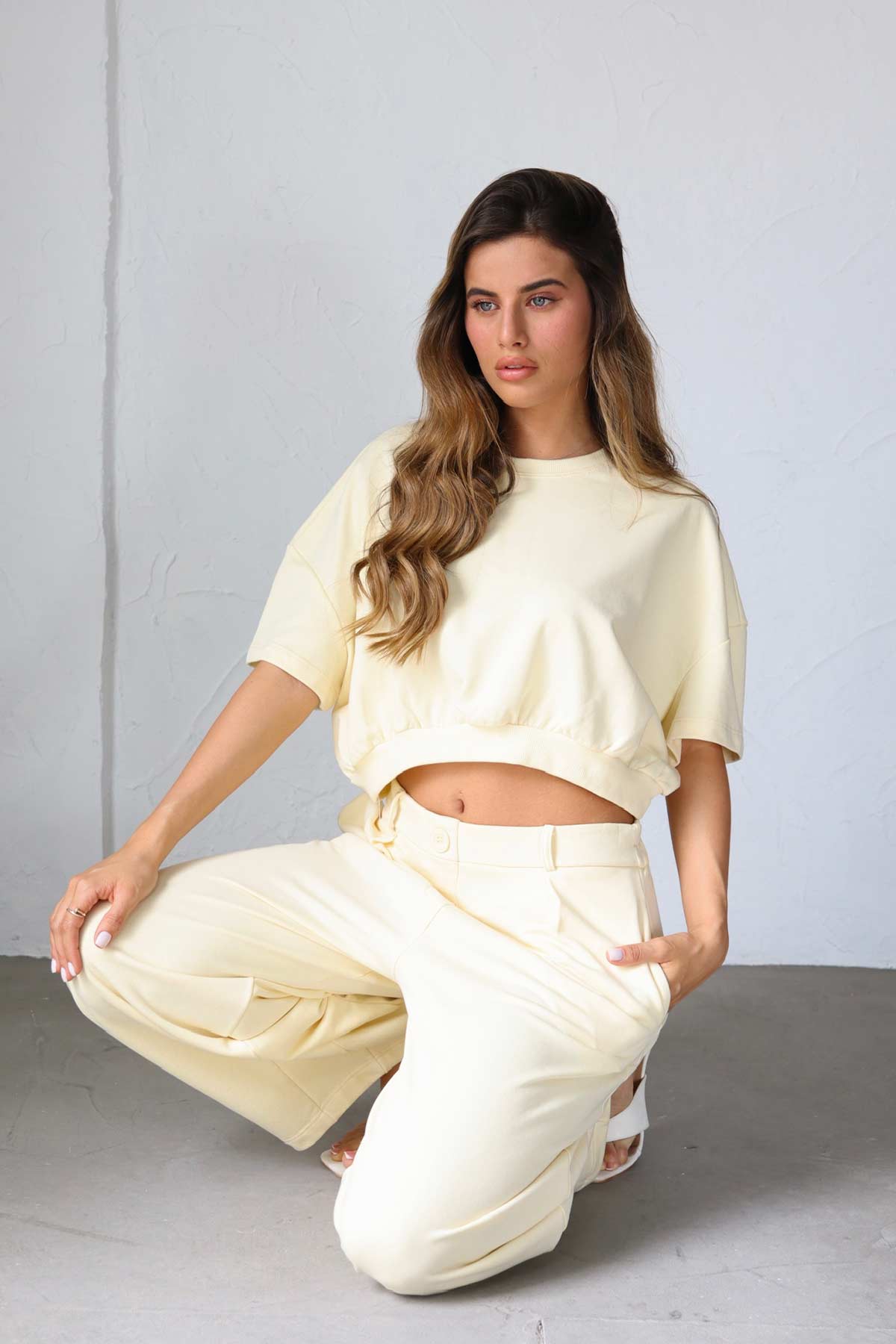 #צבע_צהוב בהיר