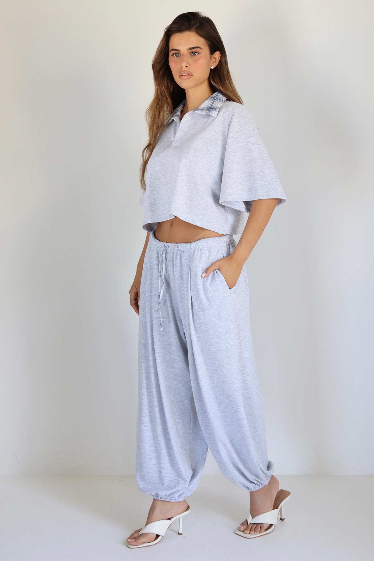 #צבע_אפור בהיר