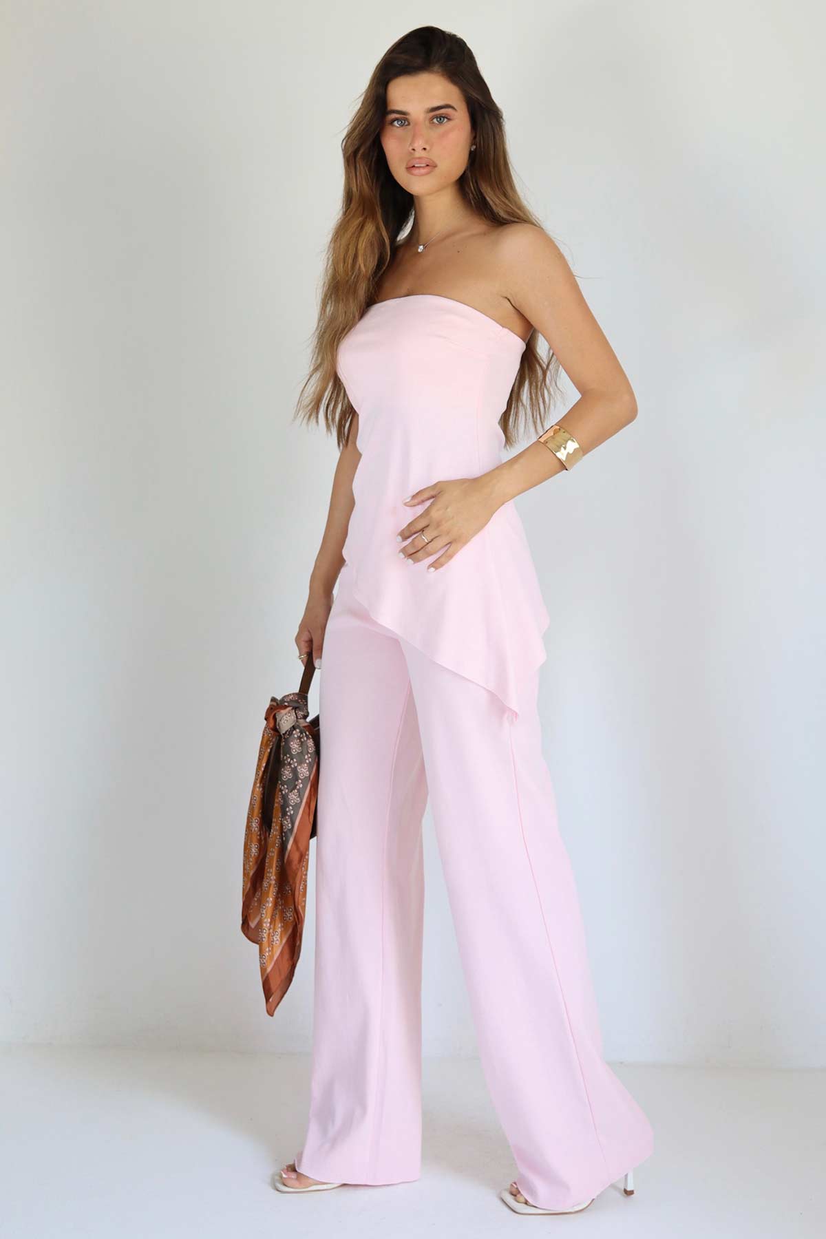 #צבע_ורוד בהיר